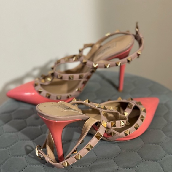 VALENTINO PATENT ROCKSTUD CAGED PUMP 100MM. COLOR: CANDY ROSE/POUDRE. SIZE 37 - Picture 5 of 5
